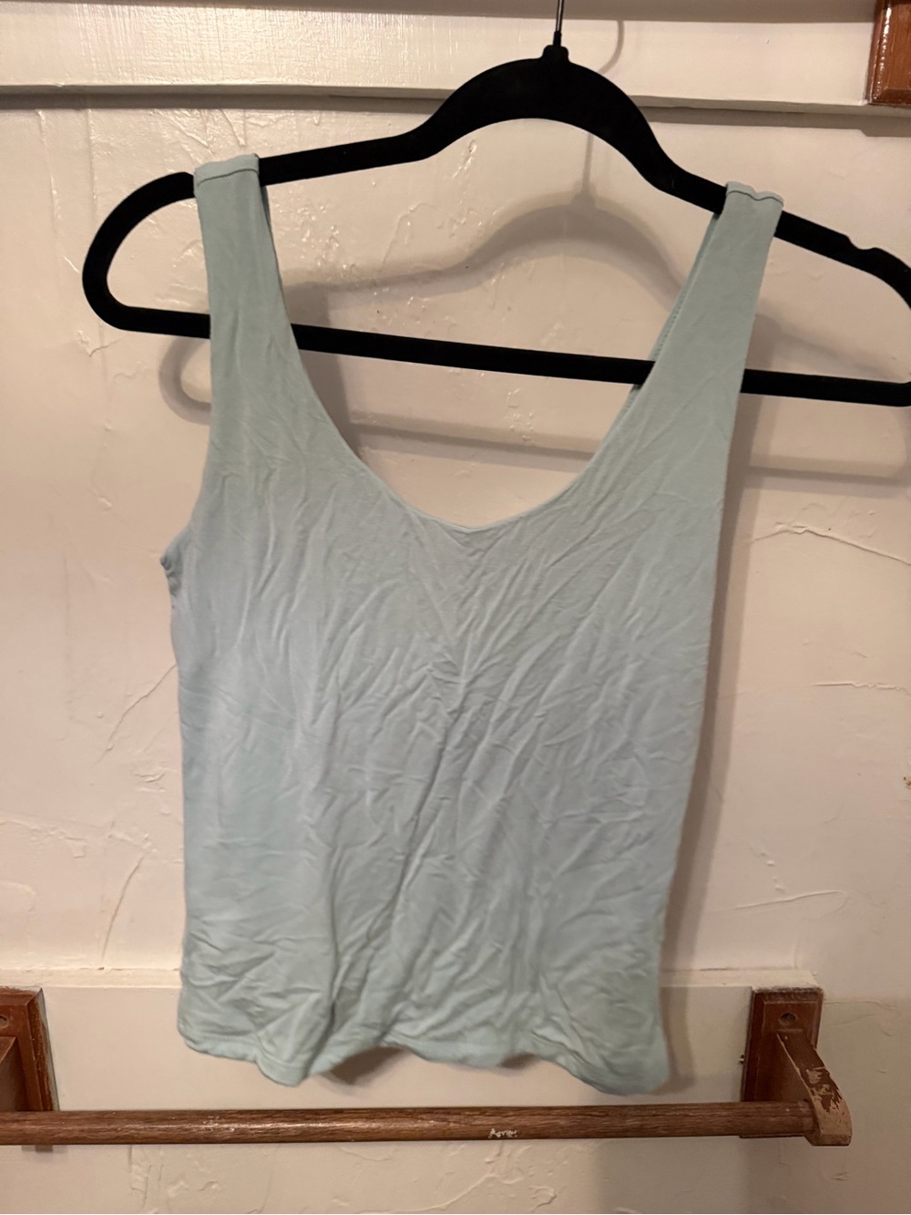 BE COOL Pale Blue Scoop Neck Crop Tank